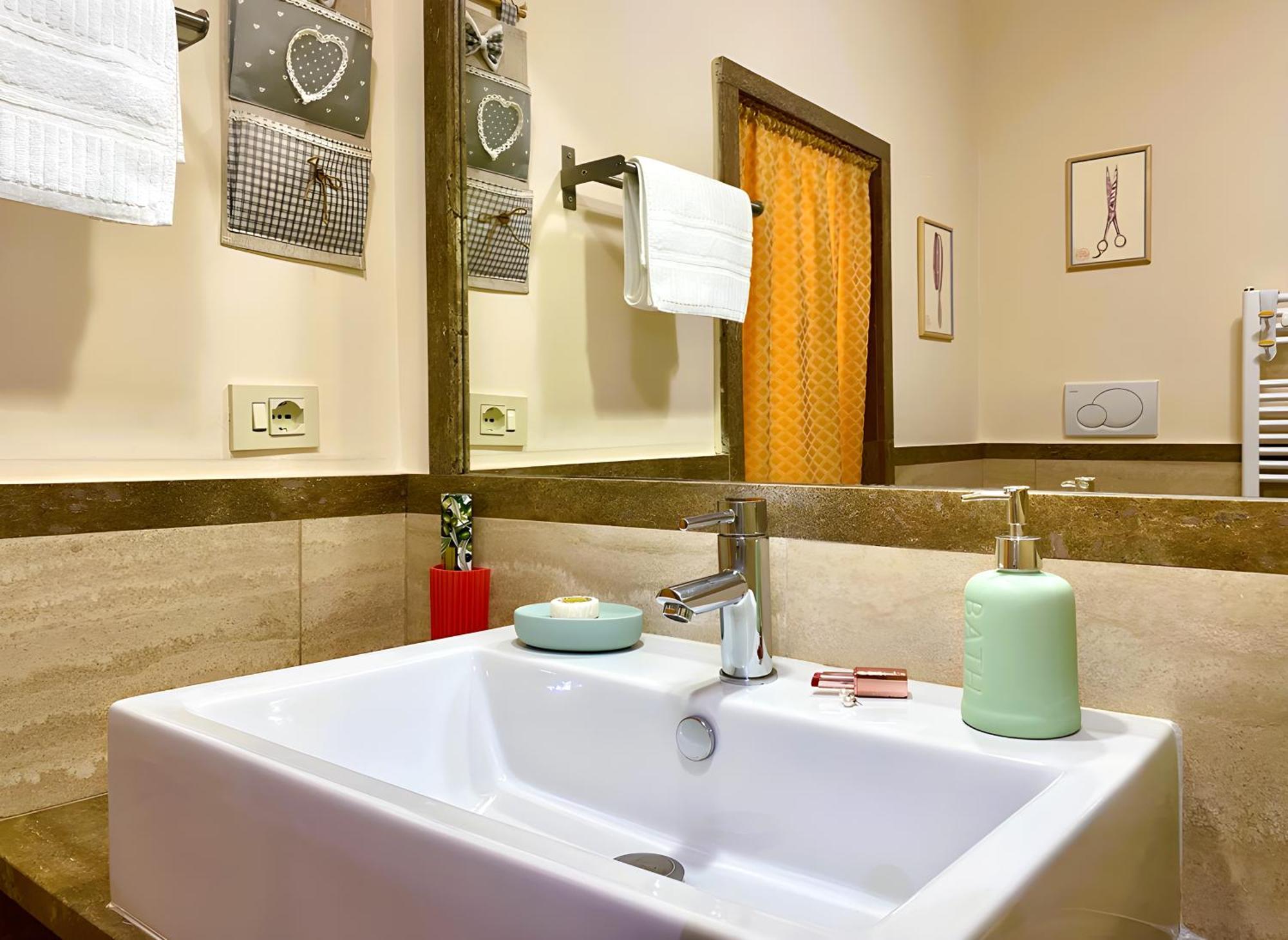 The Nest Roma
